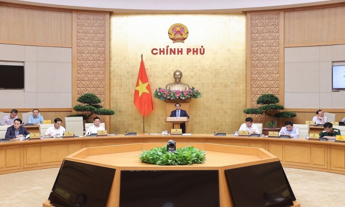 Thủ tướng Chính phủ: Dứt khoát hoàn thành chi trả chế độ cho người nghỉ việc trước 15/10